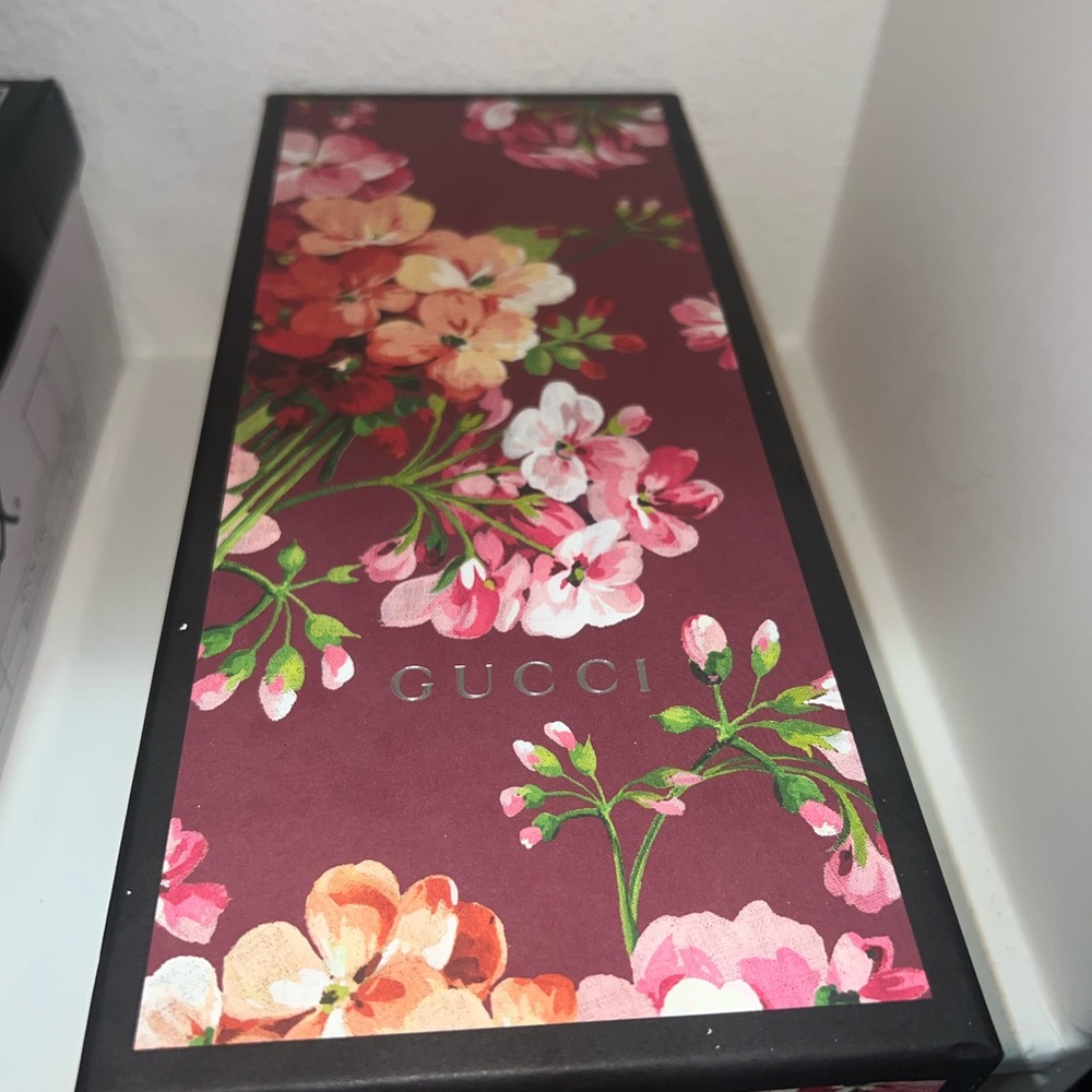 GG Supreme Floral Gucci Slides